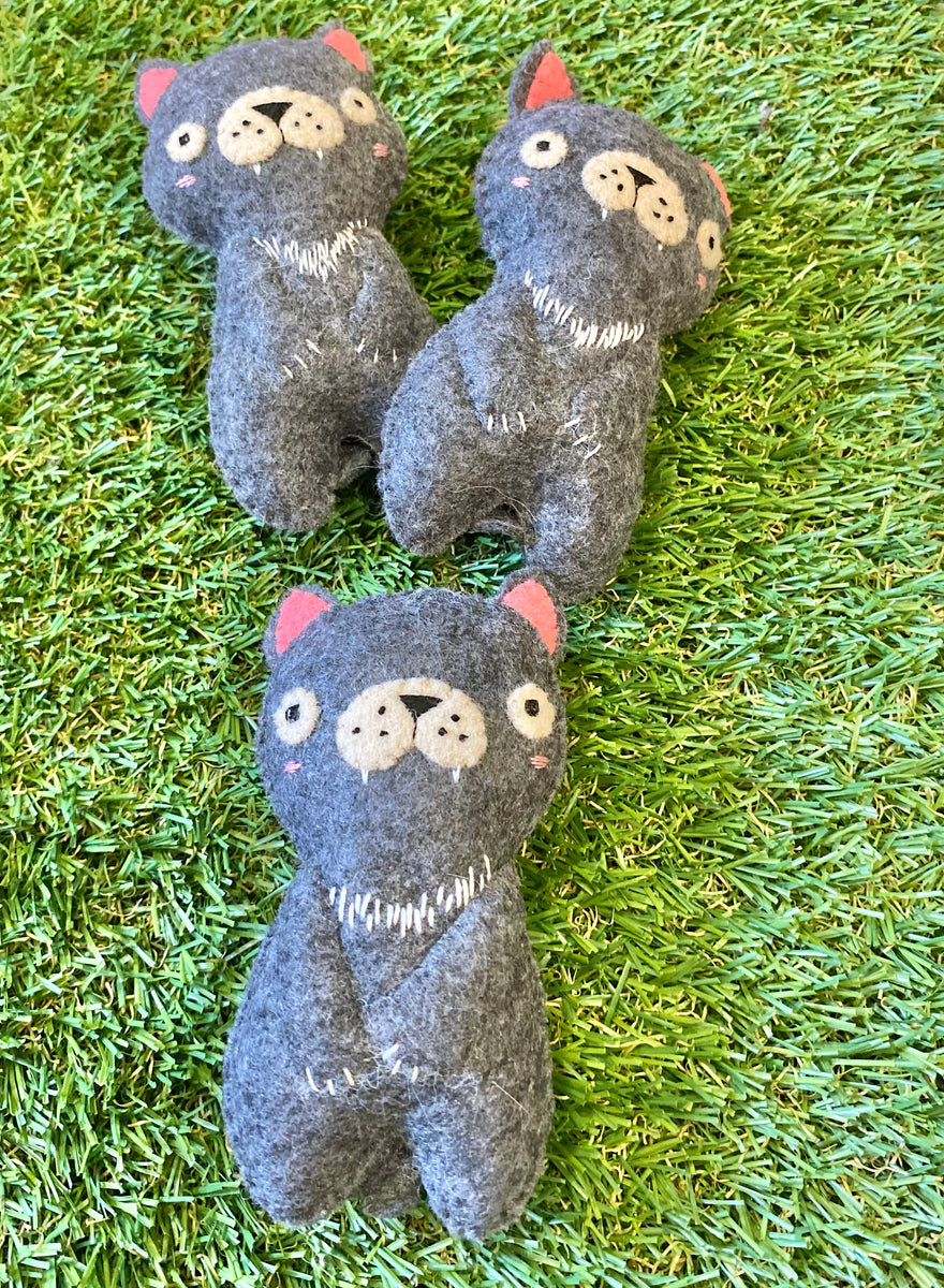 Hand embroidered Tasmanian Devil Lily & Dot