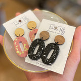 Ted & Tilly gold speckle oval dangle earrings