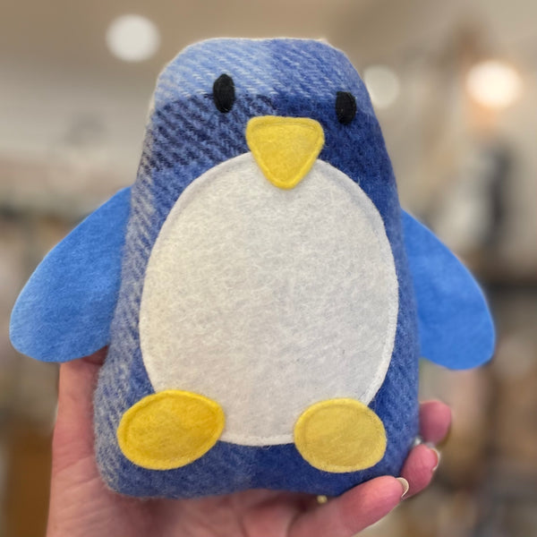 Vintage blanket penguin by Sixpence