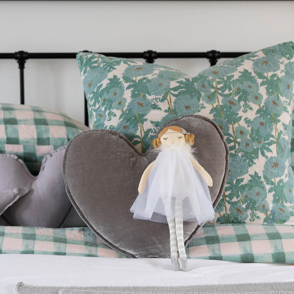 Miss Olive doll by Nana Huchy