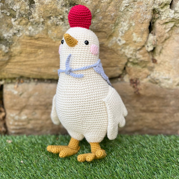 Greta the crochet Hen