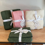 Diamond knit organic baby blanket by Snuggle Hunny