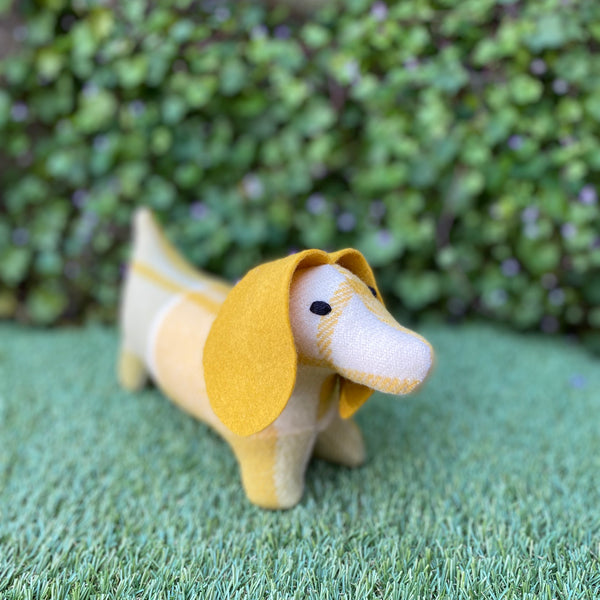 Vintage blanket dachshund by Sixpence