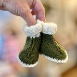 Baby booties with cuff