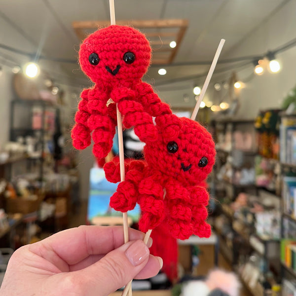 Pocket crochet octopus