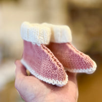 Baby booties with cuff