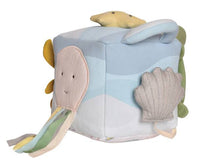 Tikiri ocean activity / sensory cube